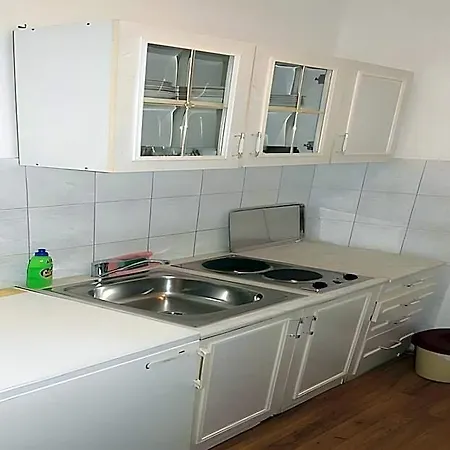 아파트 Travarevic - Two-bedroom 4 Adults No1 두브로브니크
